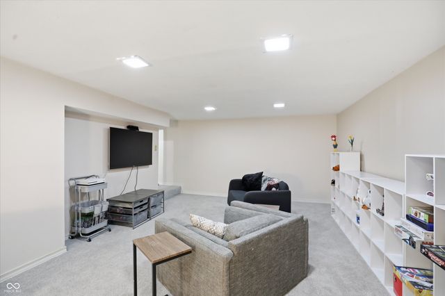 362 Carmelaire Court, Carmel, IN 46032