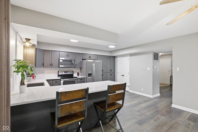 362 Carmelaire Court, Carmel, IN 46032