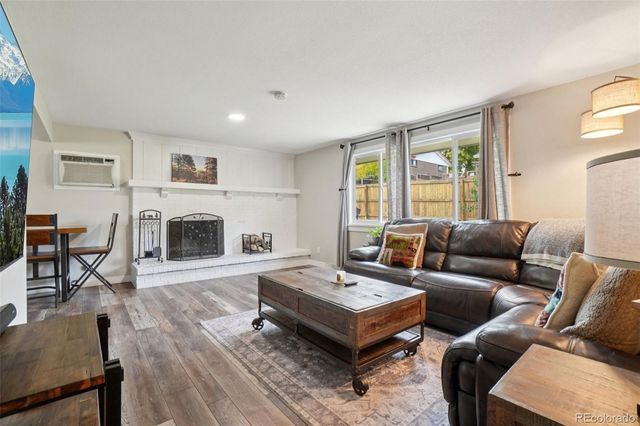 6317 W 71st Avenue, Arvada, CO 80003