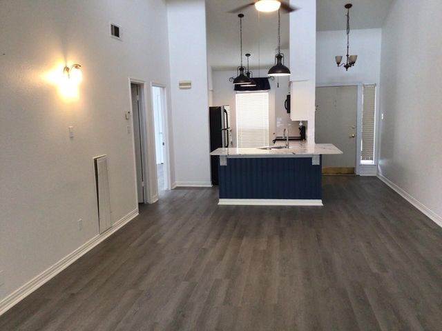 176 April Point Drive N, Conroe, TX 77356