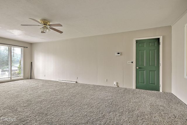 905 Meadow Lane, Kingsport, TN 37663