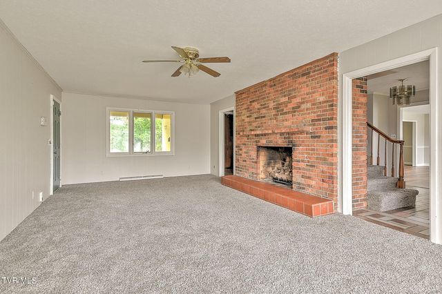 905 Meadow Lane, Kingsport, TN 37663