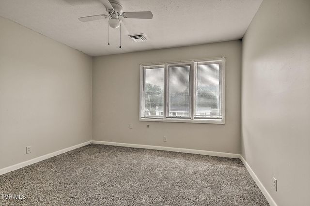 905 Meadow Lane, Kingsport, TN 37663
