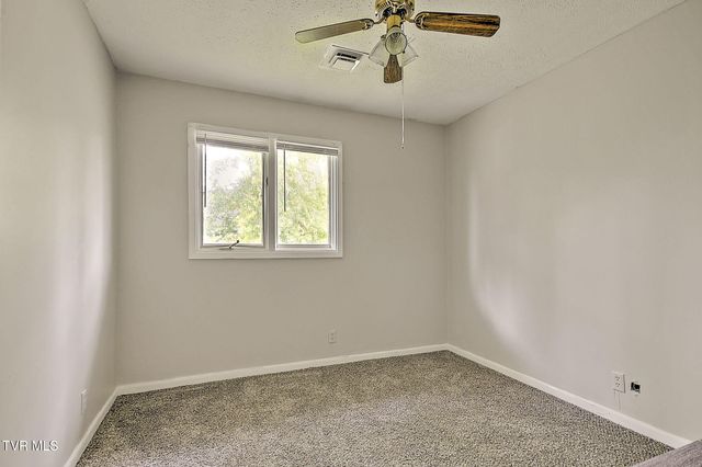 905 Meadow Lane, Kingsport, TN 37663