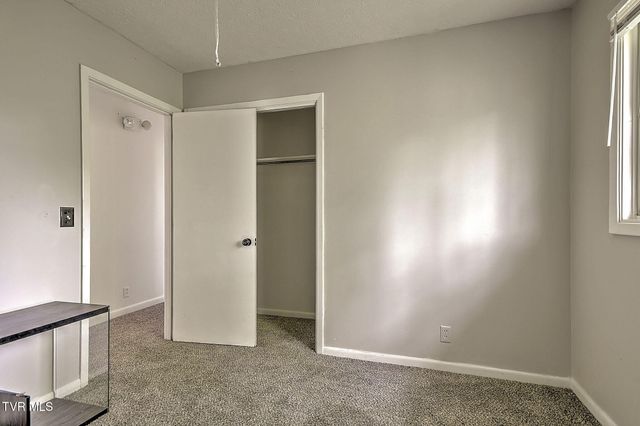 905 Meadow Lane, Kingsport, TN 37663