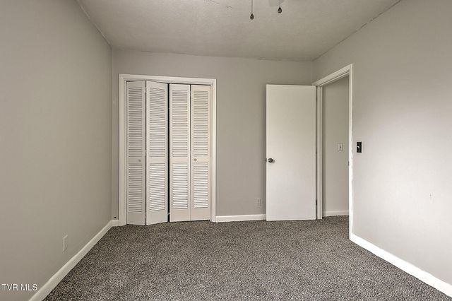905 Meadow Lane, Kingsport, TN 37663