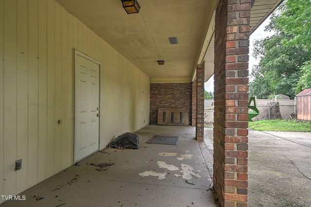 905 Meadow Lane, Kingsport, TN 37663
