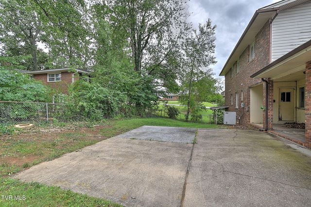 905 Meadow Lane, Kingsport, TN 37663
