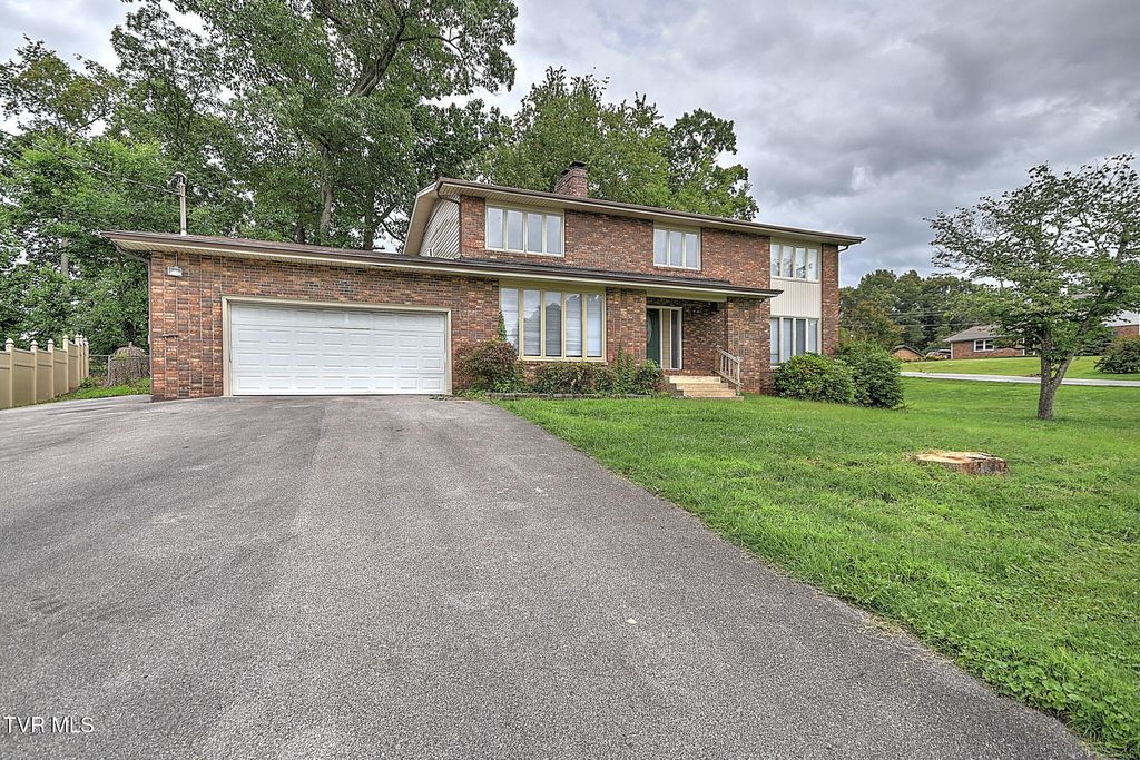 905 Meadow Lane, Kingsport, TN 37663