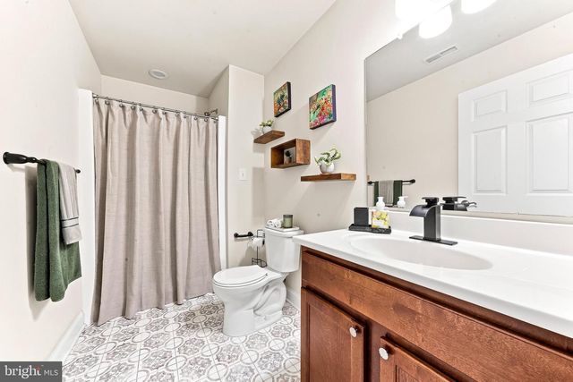 261 S 4TH ST, Oxford, PA 19363