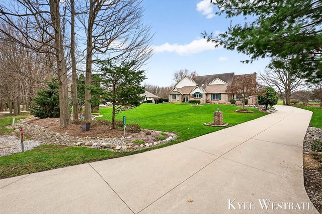 6669 W H Avenue, Kalamazoo, MI 49009