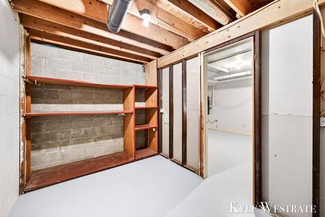 6669 W H Avenue, Kalamazoo, MI 49009