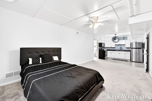 6669 W H Avenue, Kalamazoo, MI 49009