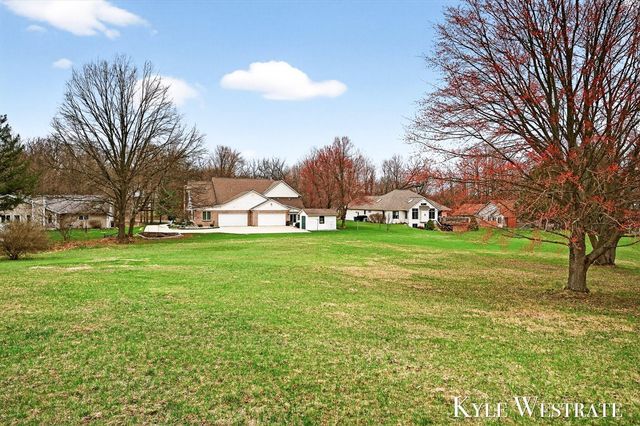 6669 W H Avenue, Kalamazoo, MI 49009