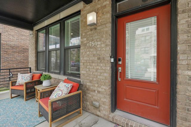 754 N 6TH Street, Columbus, OH 43215