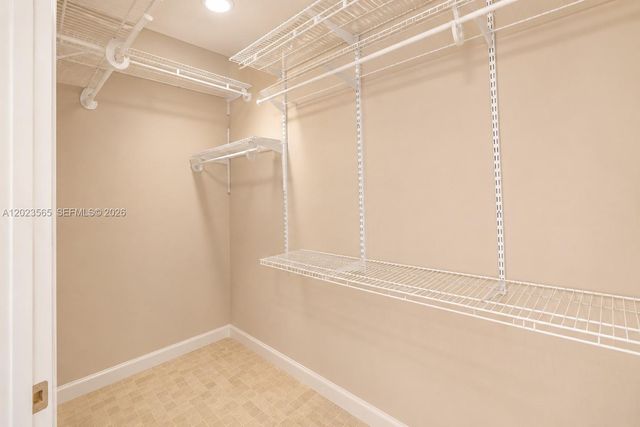 1380 NE 153rd St, North Miami Beach, FL 33162