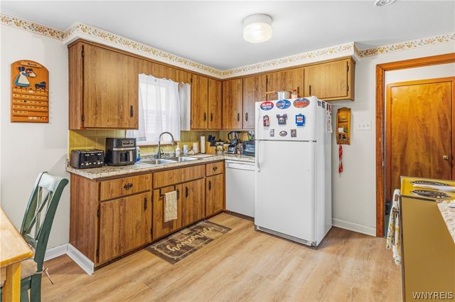 165 Tremont Avenue, Tonawanda, NY 14217