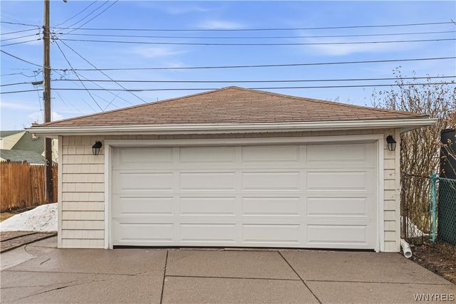 165 Tremont Avenue, Tonawanda, NY 14217