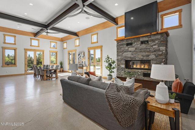 2960 Oasis Springs Road, Minden, NV 89423