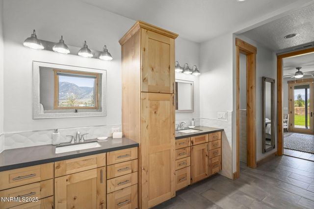 2960 Oasis Springs Road, Minden, NV 89423