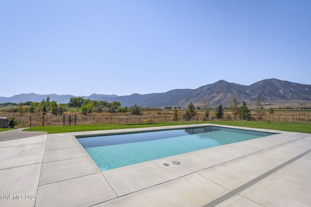 2960 Oasis Springs Road, Minden, NV 89423