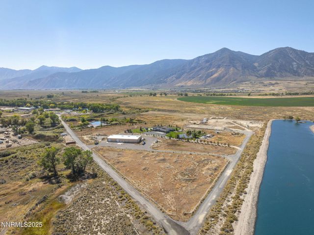 2960 Oasis Springs Road, Minden, NV 89423