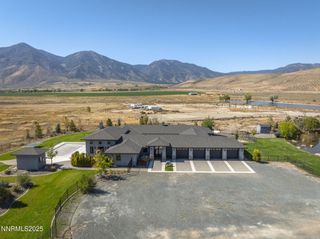 2960 Oasis Springs Road, Minden, NV 89423