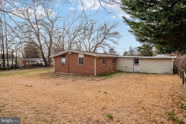 214 SAINT JAMES DR, Glen Burnie, MD 21061