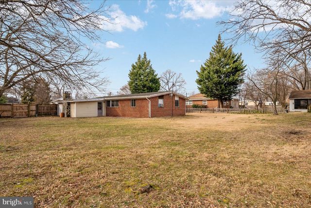 214 SAINT JAMES DR, Glen Burnie, MD 21061