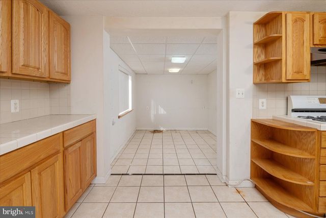 214 SAINT JAMES DR, Glen Burnie, MD 21061