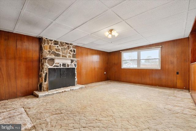 214 SAINT JAMES DR, Glen Burnie, MD 21061