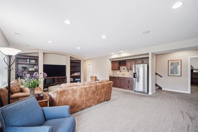 4419 NE Rio Court, Ankeny, IA 50021