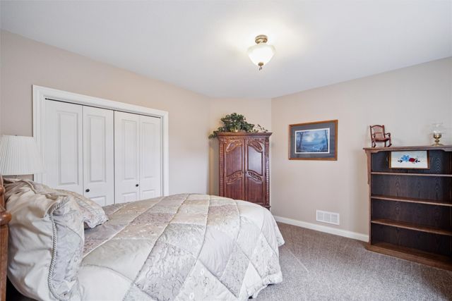 4419 NE Rio Court, Ankeny, IA 50021