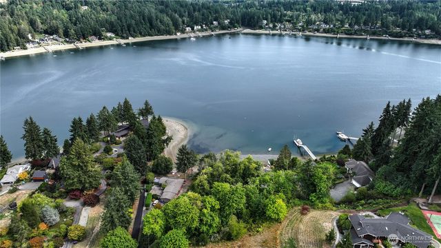 2415 48th Avenue NW, Gig Harbor, WA 98335