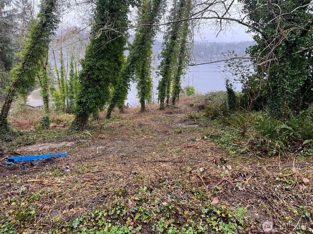 2415 48th Avenue NW, Gig Harbor, WA 98335