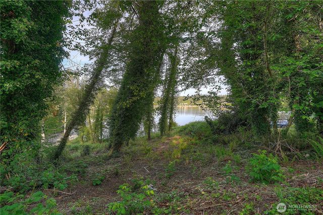 2415 48th Avenue NW, Gig Harbor, WA 98335