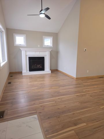 575 Elins Lake Road SE, Cambridge, MN 55008