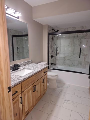 575 Elins Lake Road SE, Cambridge, MN 55008