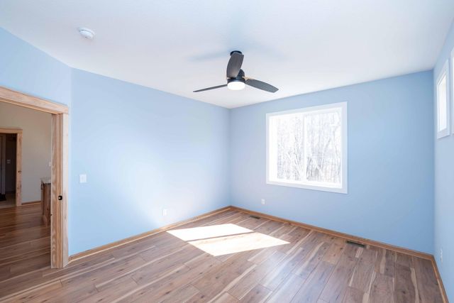 575 Elins Lake Road SE, Cambridge, MN 55008