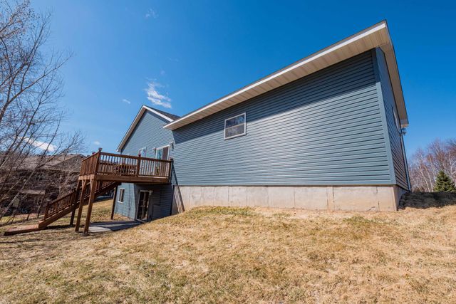 575 Elins Lake Road SE, Cambridge, MN 55008