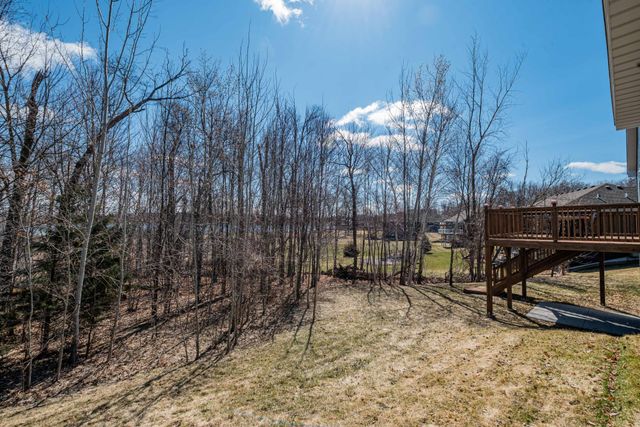 575 Elins Lake Road SE, Cambridge, MN 55008
