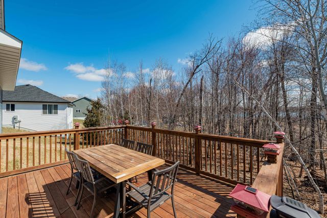 575 Elins Lake Road SE, Cambridge, MN 55008