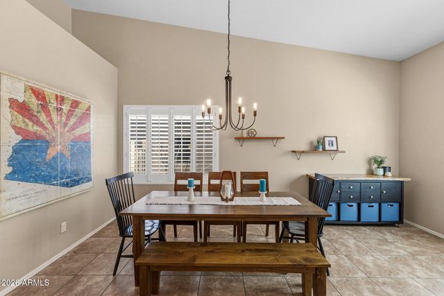 8456 W QUAIL TRACK Drive, Peoria, AZ 85383