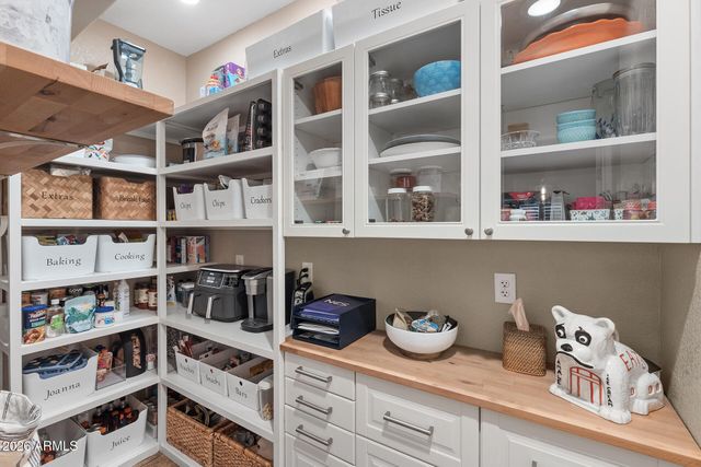 8456 W QUAIL TRACK Drive, Peoria, AZ 85383