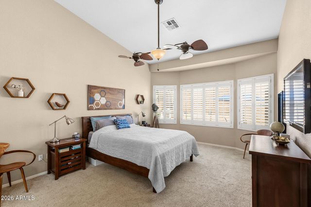 8456 W QUAIL TRACK Drive, Peoria, AZ 85383