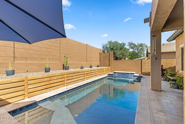 8456 W QUAIL TRACK Drive, Peoria, AZ 85383