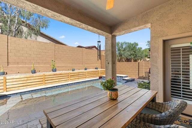 8456 W QUAIL TRACK Drive, Peoria, AZ 85383