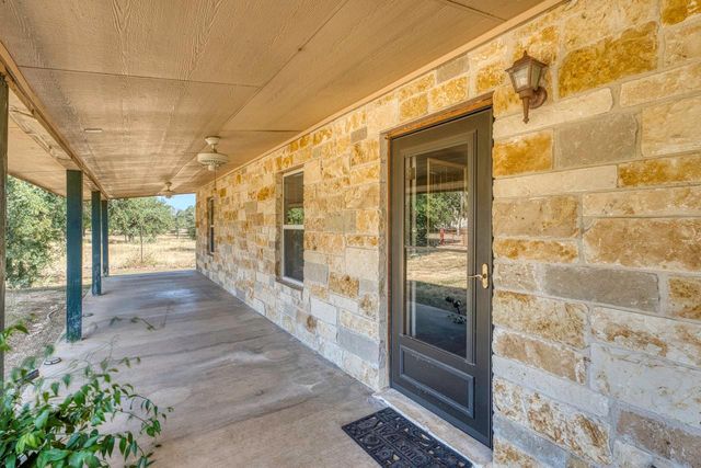 212 Deer DR, Sunrise Beach, TX 78643