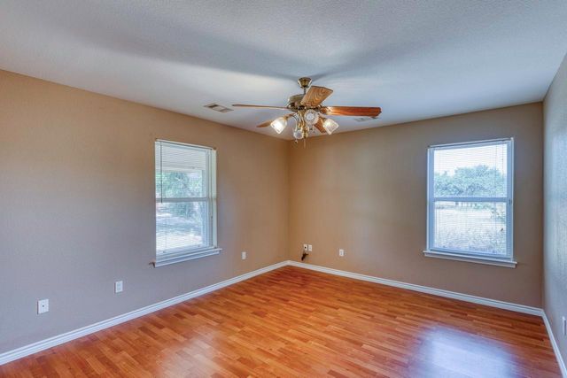 212 Deer DR, Sunrise Beach, TX 78643