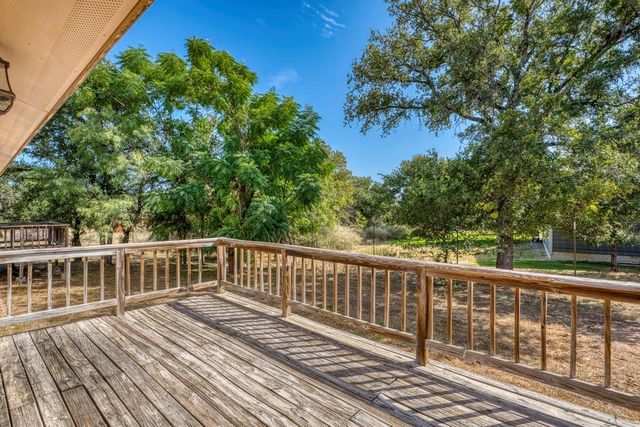 212 Deer DR, Sunrise Beach, TX 78643